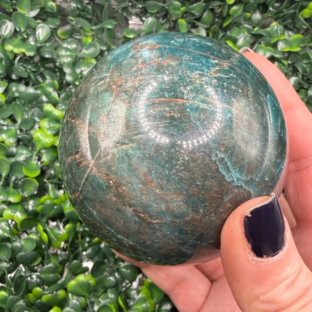 75mm Amazing, Flashy & Chatoyant Blue Apatite Sphere - Picture 6 of 6